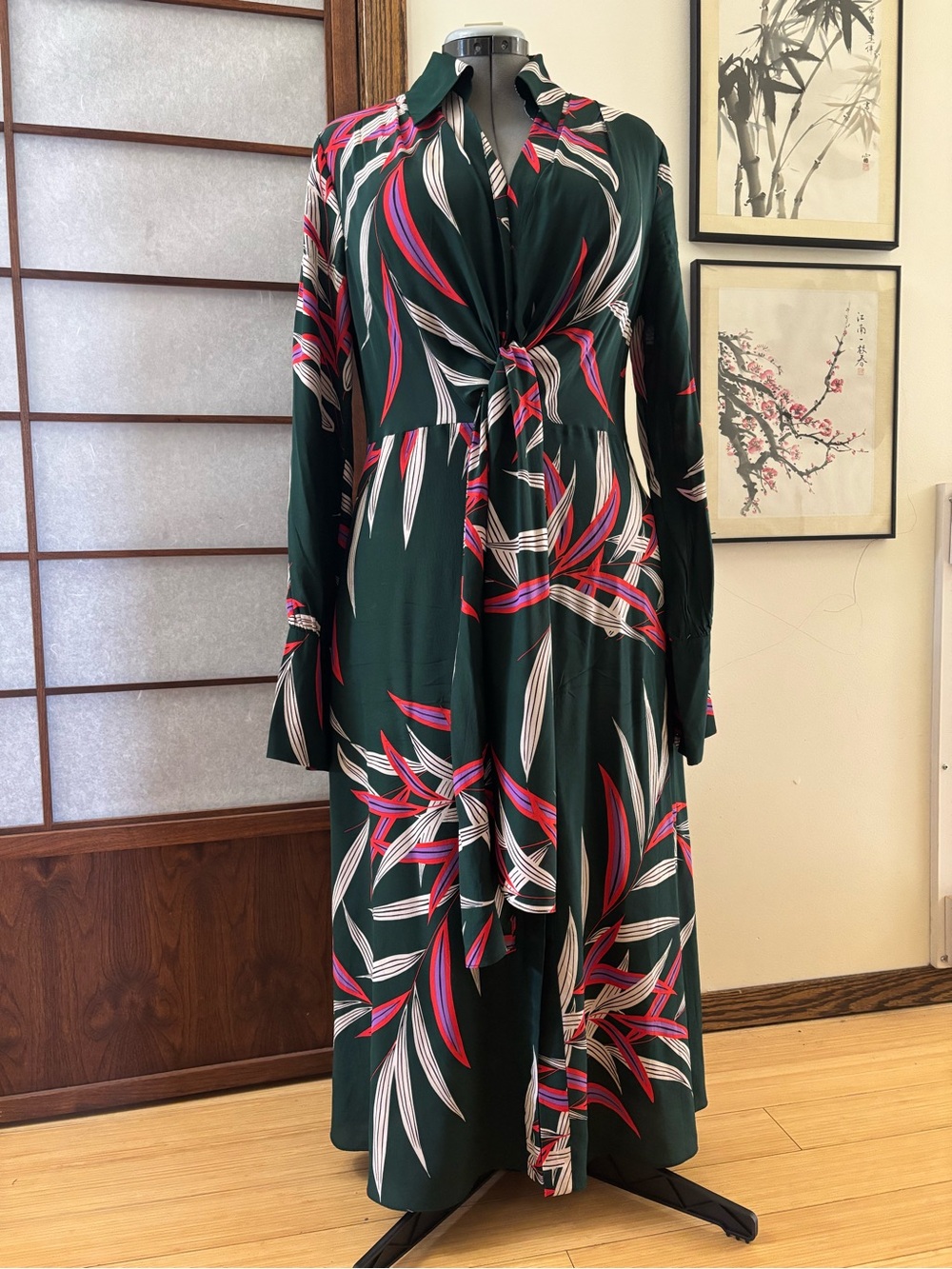 VGUC Diane Von Furstenberg 100% Silk Quincy Floral Tie-Front Maxi Dress US 12